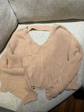 Urban Outfitters Chunky V-Neck Sweater in Light Tan